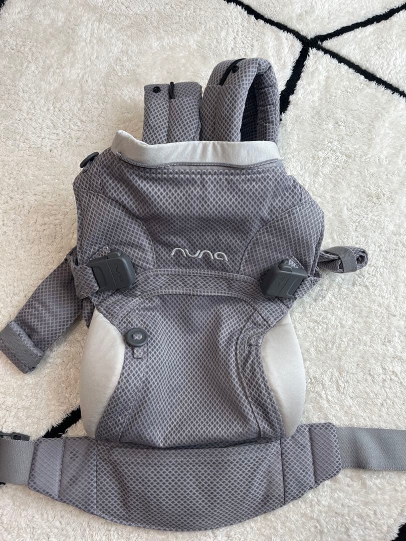 ヌナ　nuna カドルクリック　フォグ　抱っこ紐