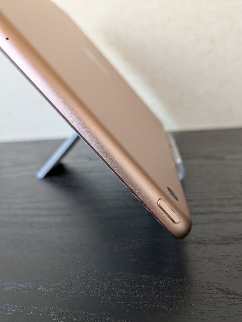 iPad 第8世代 32GB wifiモデル　バッテリー良好