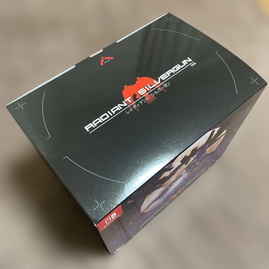Switch レイディアント シルバーガン COLLECTOR'S BOX