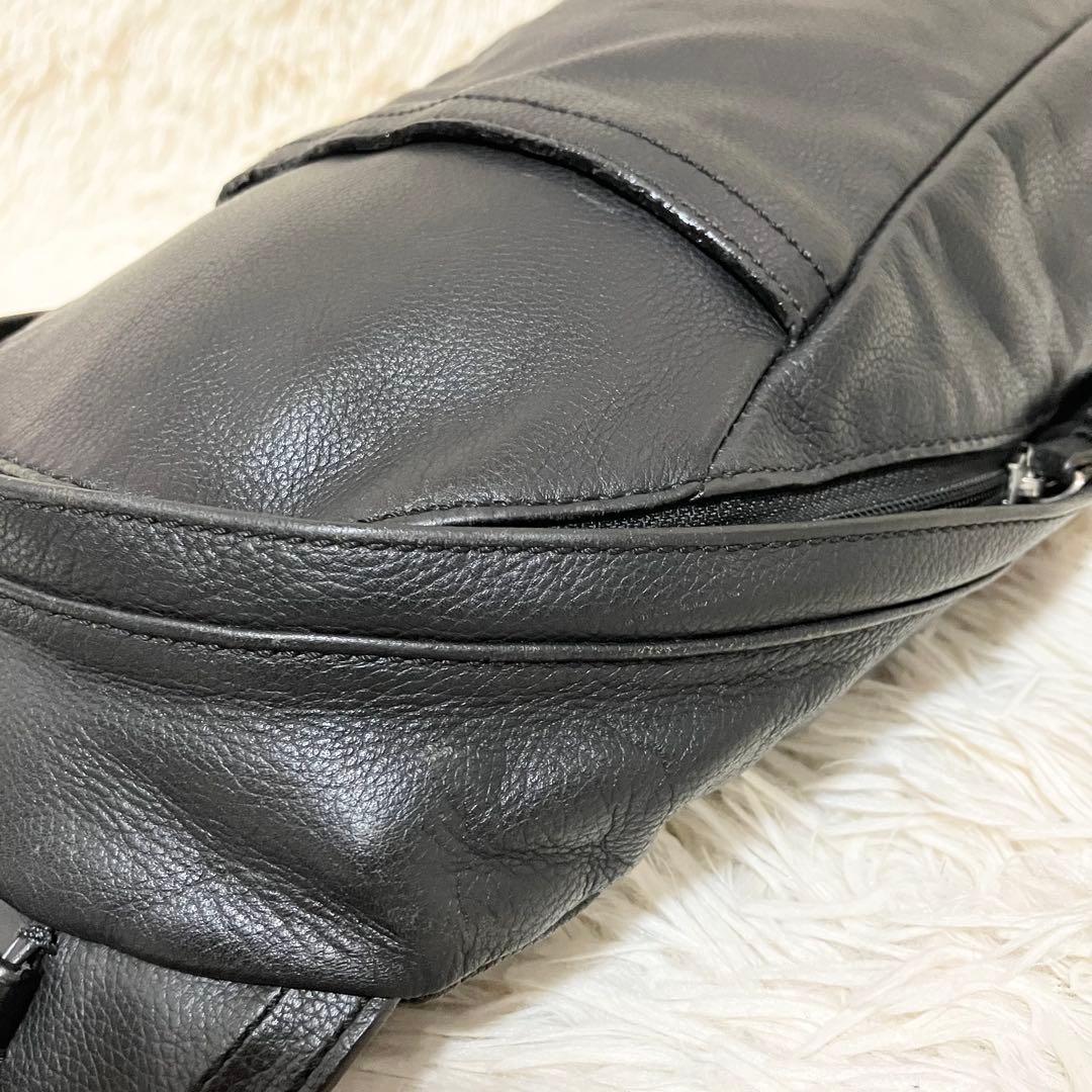 【美品】COACH ボディバッグ クロスボディ レザーブラック