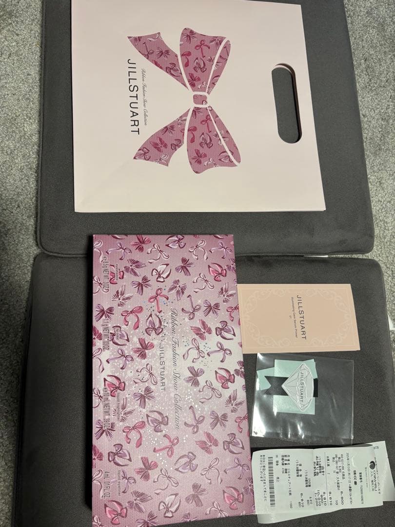 ジルスチュアート クリスマスコフレ 2025 限定品 ホリデー