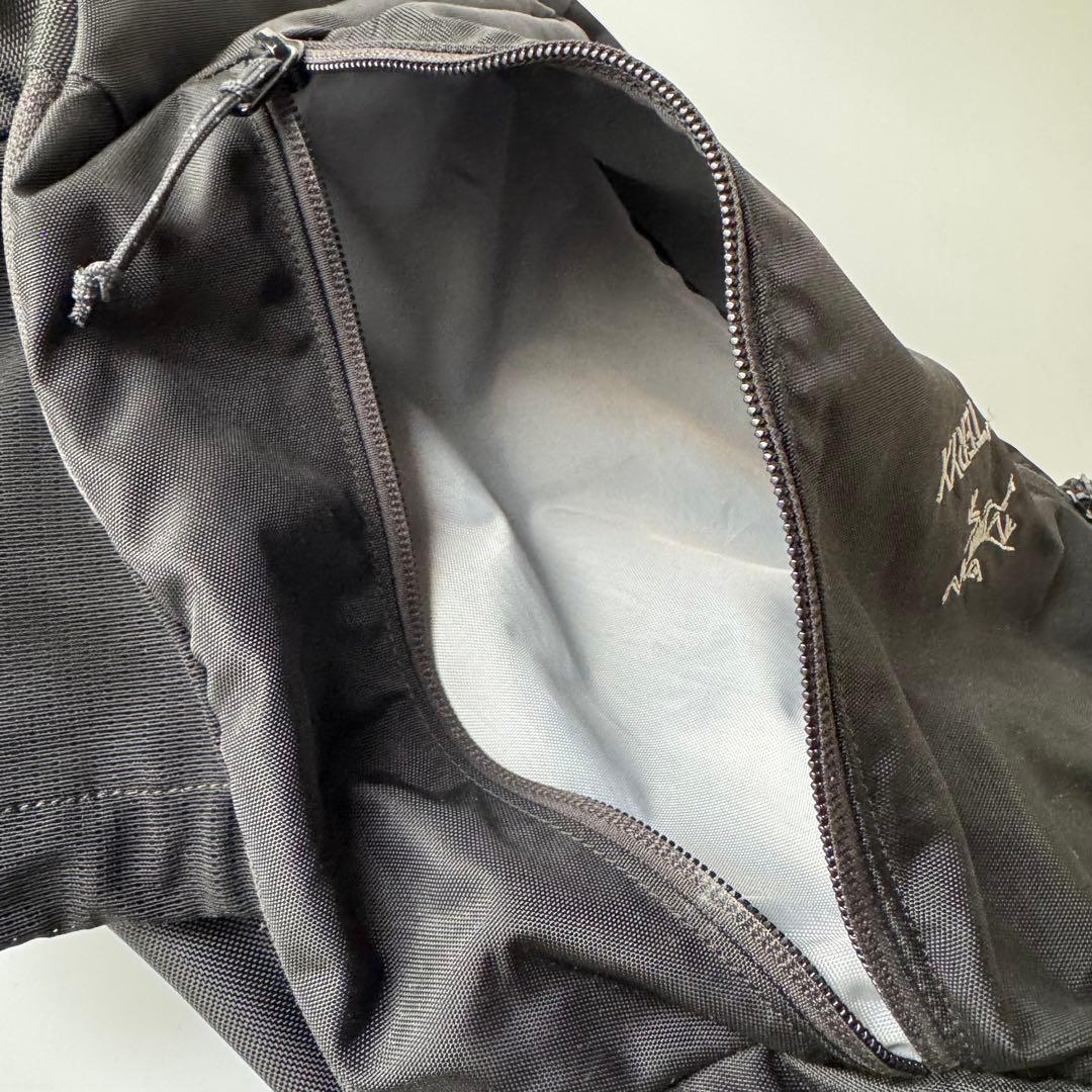 【美品】アークテリクス 旧型 マンティス26リュック ブラック