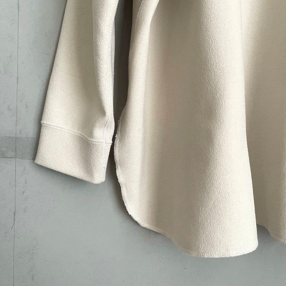 美品✨Whim Gazette ウィムガゼット　Vガゼットプルオーバー　ベージュ