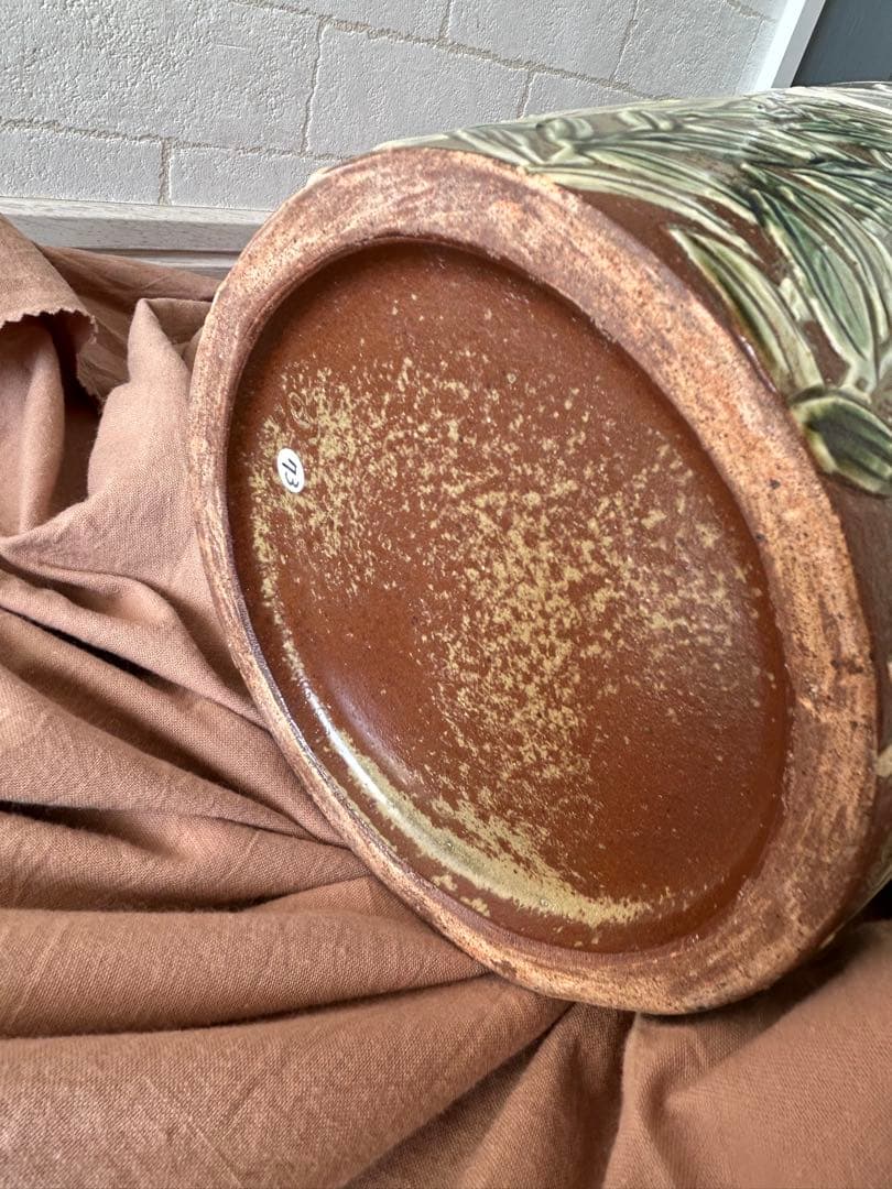 金城　百合文壺　沖縄　金城陶器所　骨董　花器　金城博美