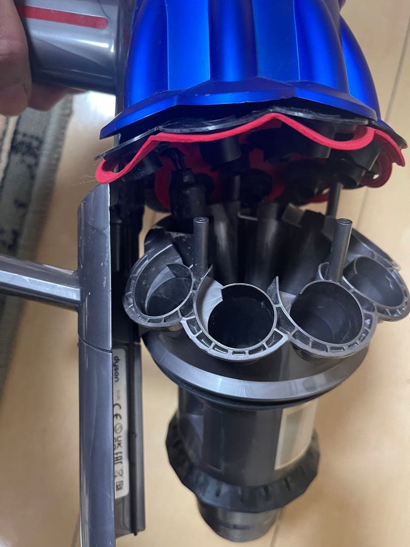 本体のみDyson V12 SV20 Detect Slim コードレス掃除機