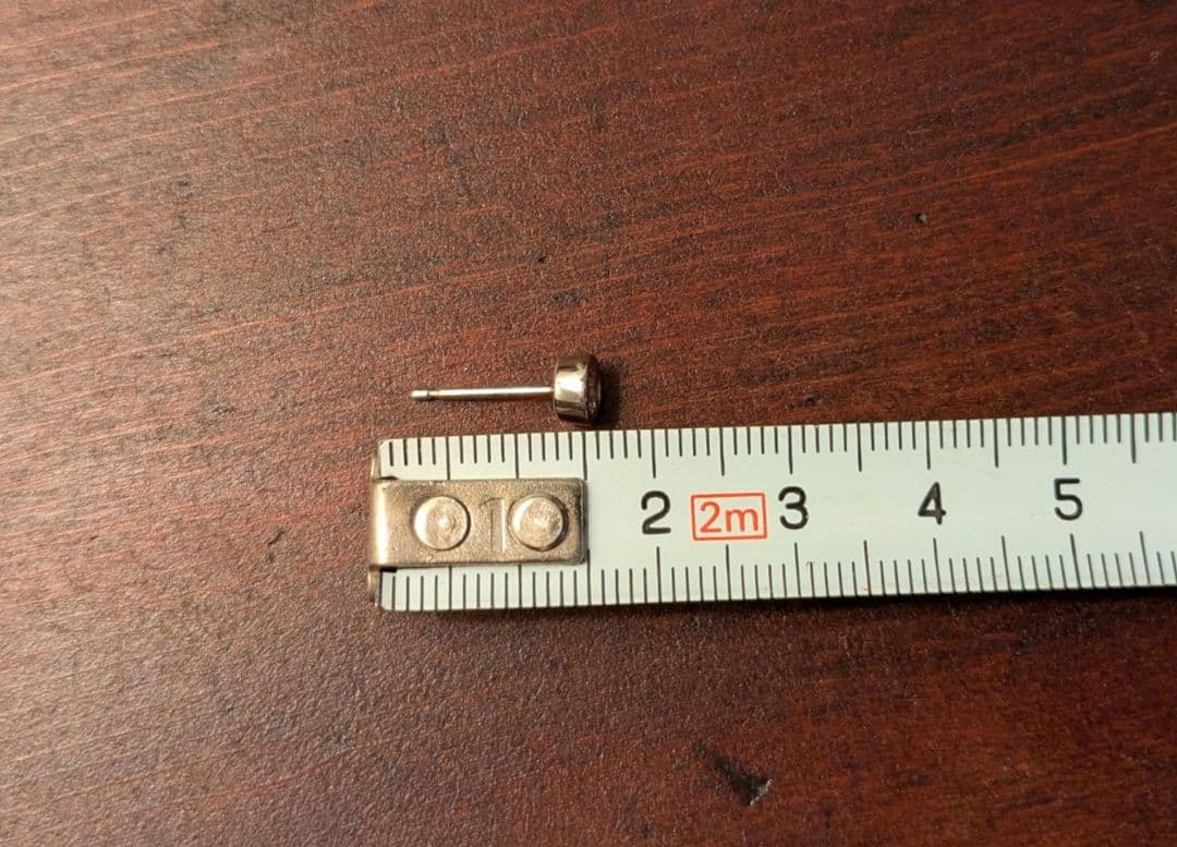 PT900　0.35カラット　ダイヤモンド　片耳　シンプル　ピアス