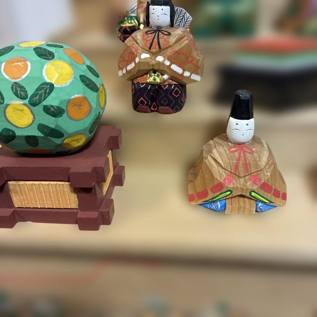 伝統的な川口神泉作、木製雛人形セット