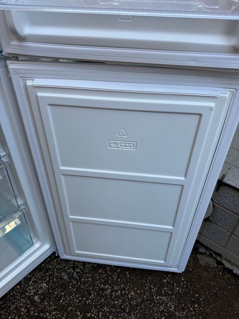 SHARP 冷蔵庫 SJ-BD23K 2023年 高年式 230L