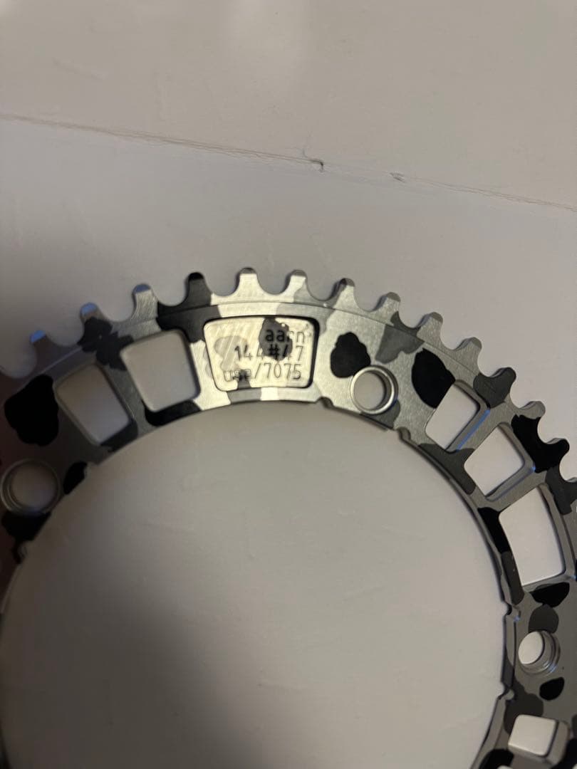 パーツ *AARN* track chainring (camo)