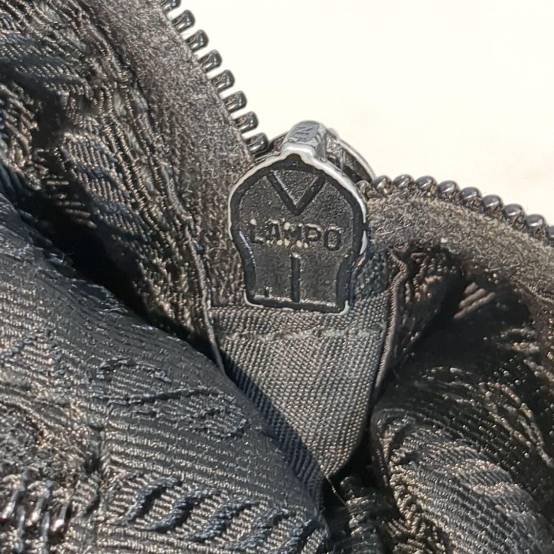 プラダ ショルダーバッグ ブラック サコッシュ ナイロン レザーパイピング