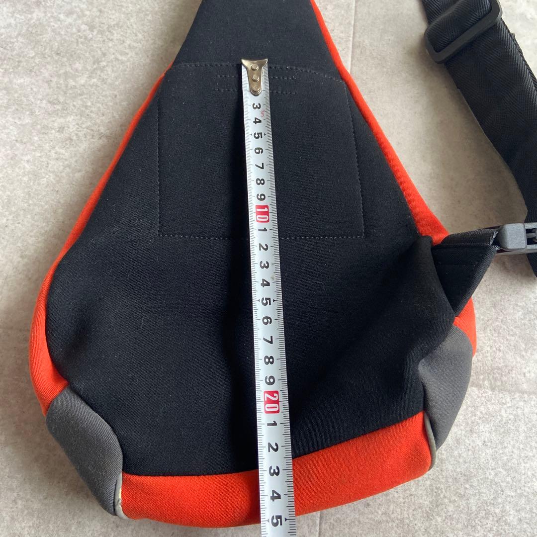 ぽんちゃん 様　miumiu ボディバッグ　ビンテージ　アーカイブ　Y2K