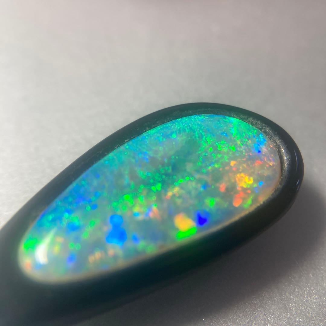 ♪(๑ᴖ◡ᴖ๑)♪めちゃくちゃ綺麗なオパールのペンダントトップ