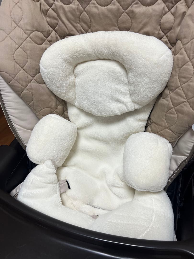 【美品】Combi コンビ　ネムリラ　AT ハイローチェア　オートスイング