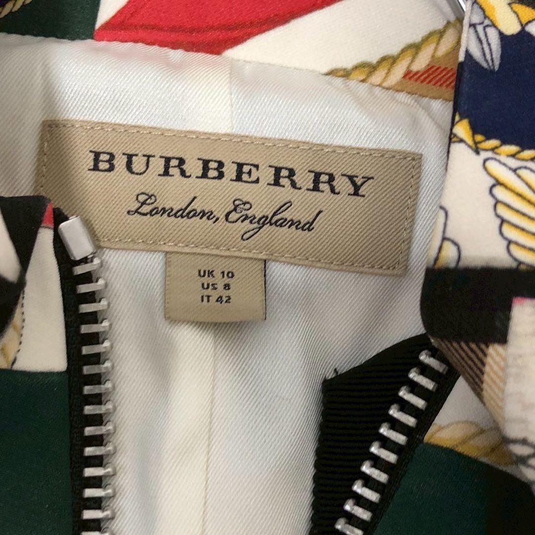 美品◎近年モデル◎Burberry London England スウェット