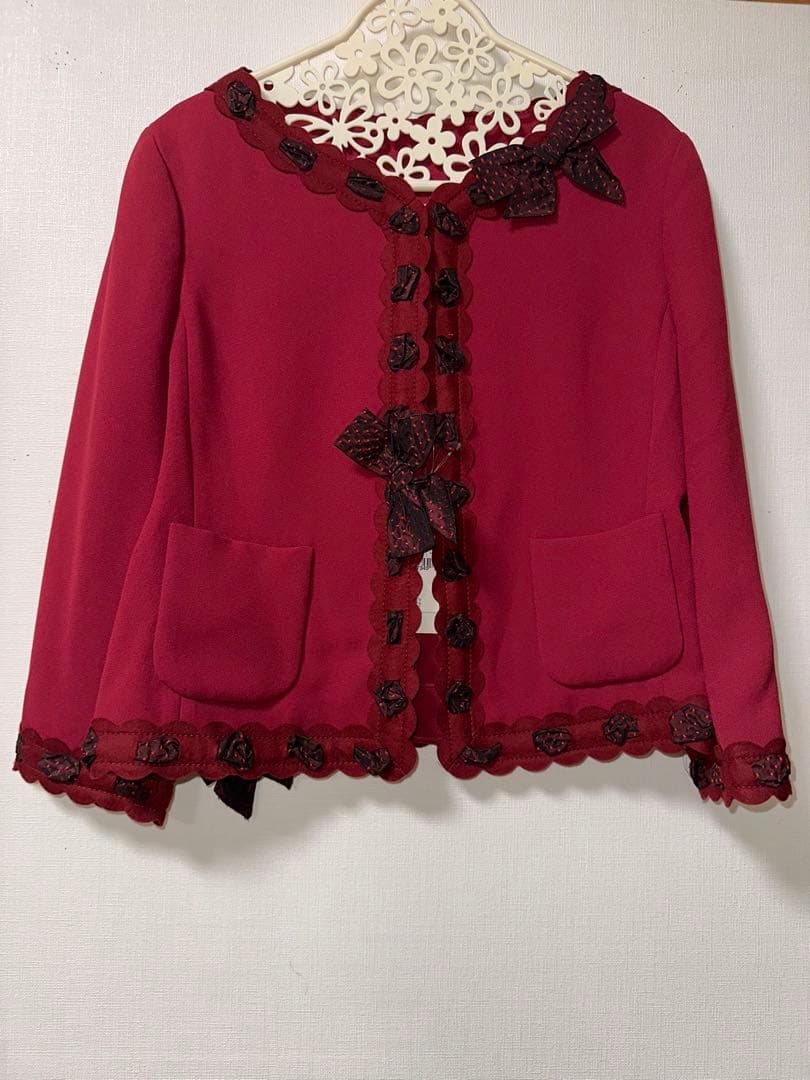 新品タグ付きモスキーノチープ&シック赤ジャケット　ドット柄のリボンがかわいい!