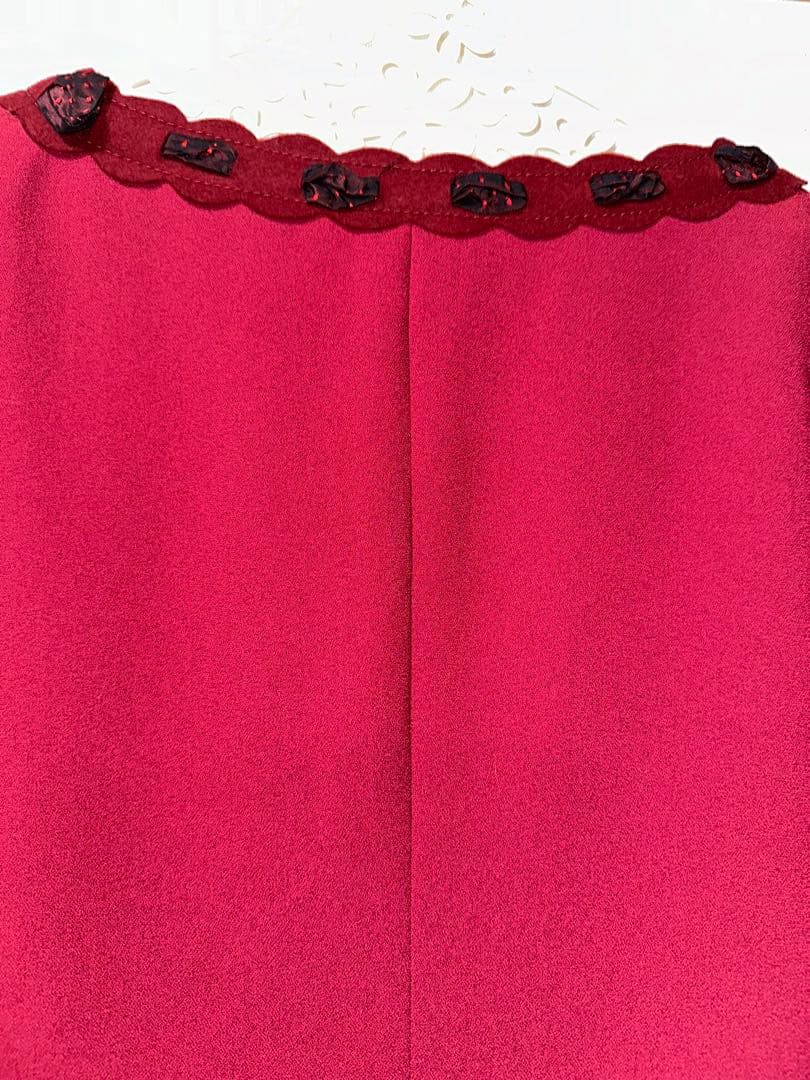 新品タグ付きモスキーノチープ&シック赤ジャケット　ドット柄のリボンがかわいい!