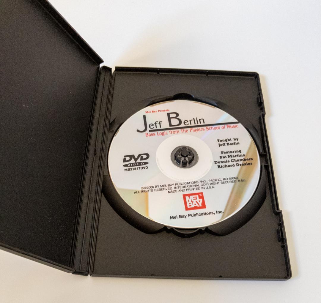 ミュージック Mel Bay Jeff Berlin-Bass Logic
