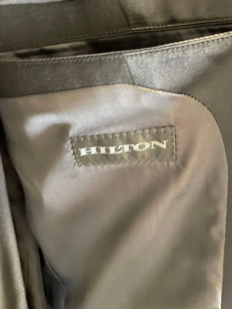 【美品】ヒルトン　メンズ　タキシード　黒　ブラック　結婚式　コンサート　食事会