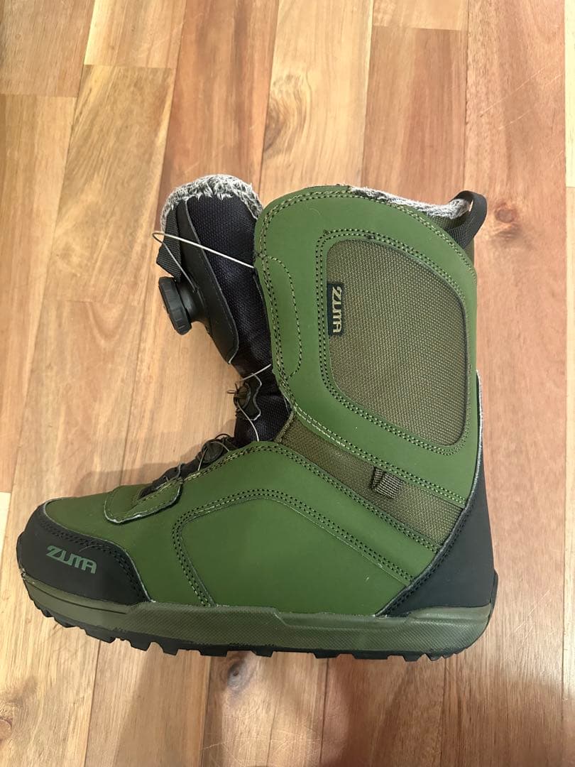 スノーボードブーツ オリーブグリーン