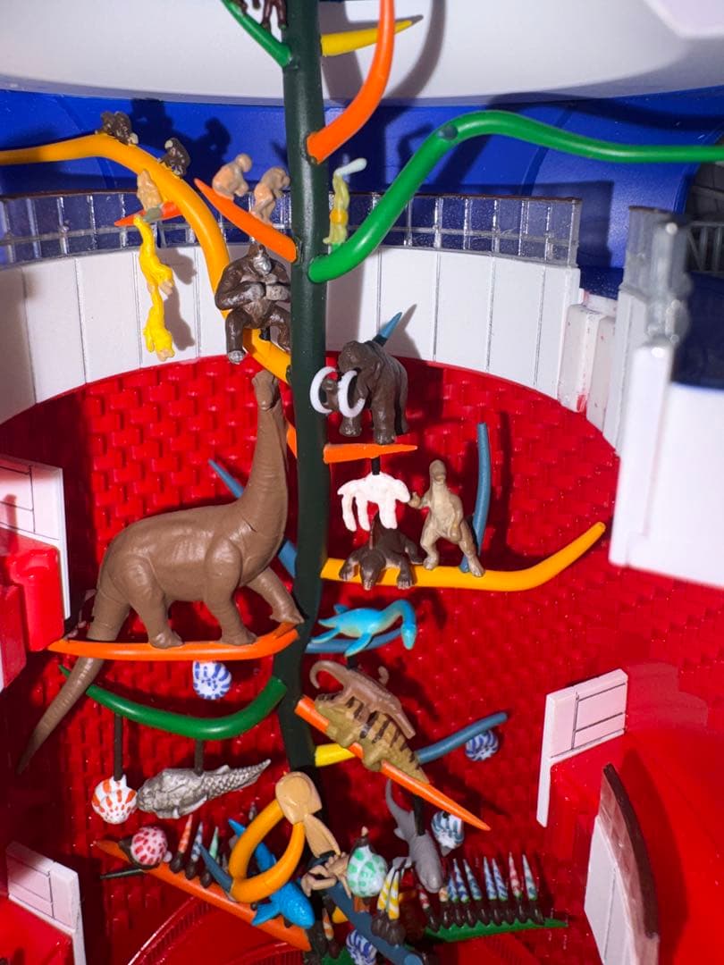 【極上塗装済み完成品】ARTPLA 太陽の塔 プラモデル プロ仕上げ 岡本太郎