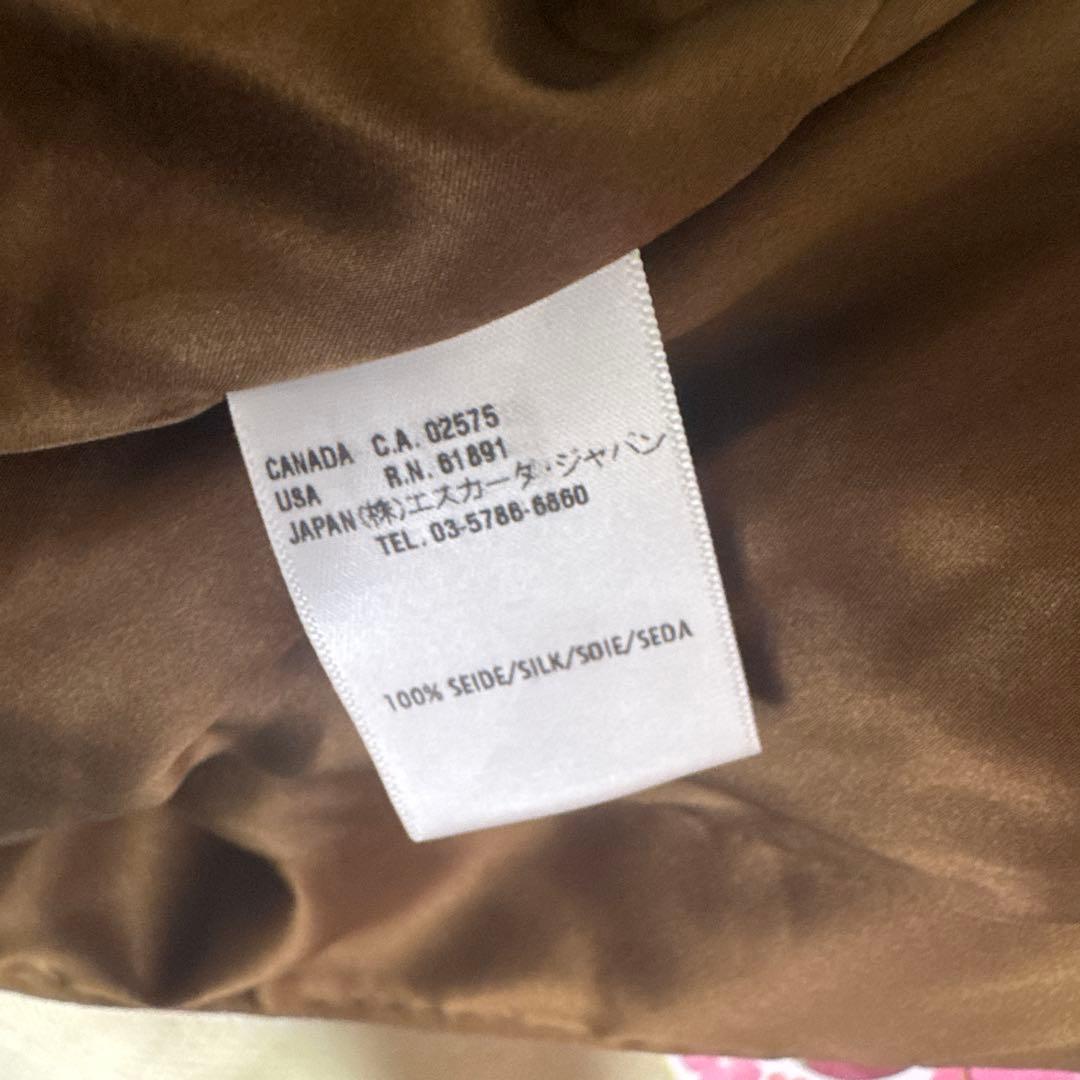 エスカーダ　ノーカラー　ビーズ刺繍 ノーカラージャケット ボレロ 36