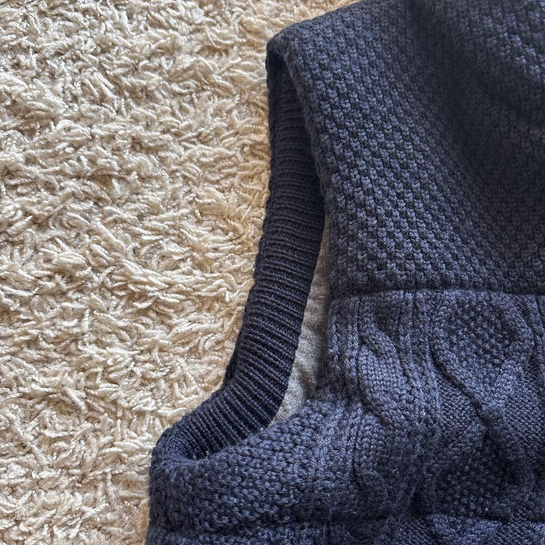 【極美品】バーバリーブラックレーベル ニットベスト 中綿入り フーディー 刺繍入