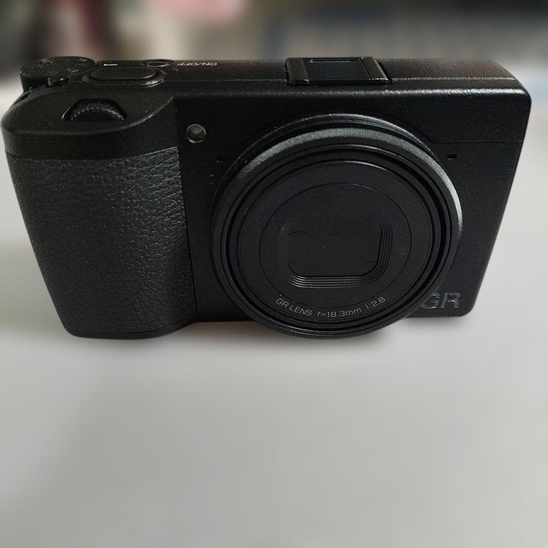 【ミニファインダー、レンズキャップ付属】RICOH GRⅢ　ショット数1228枚