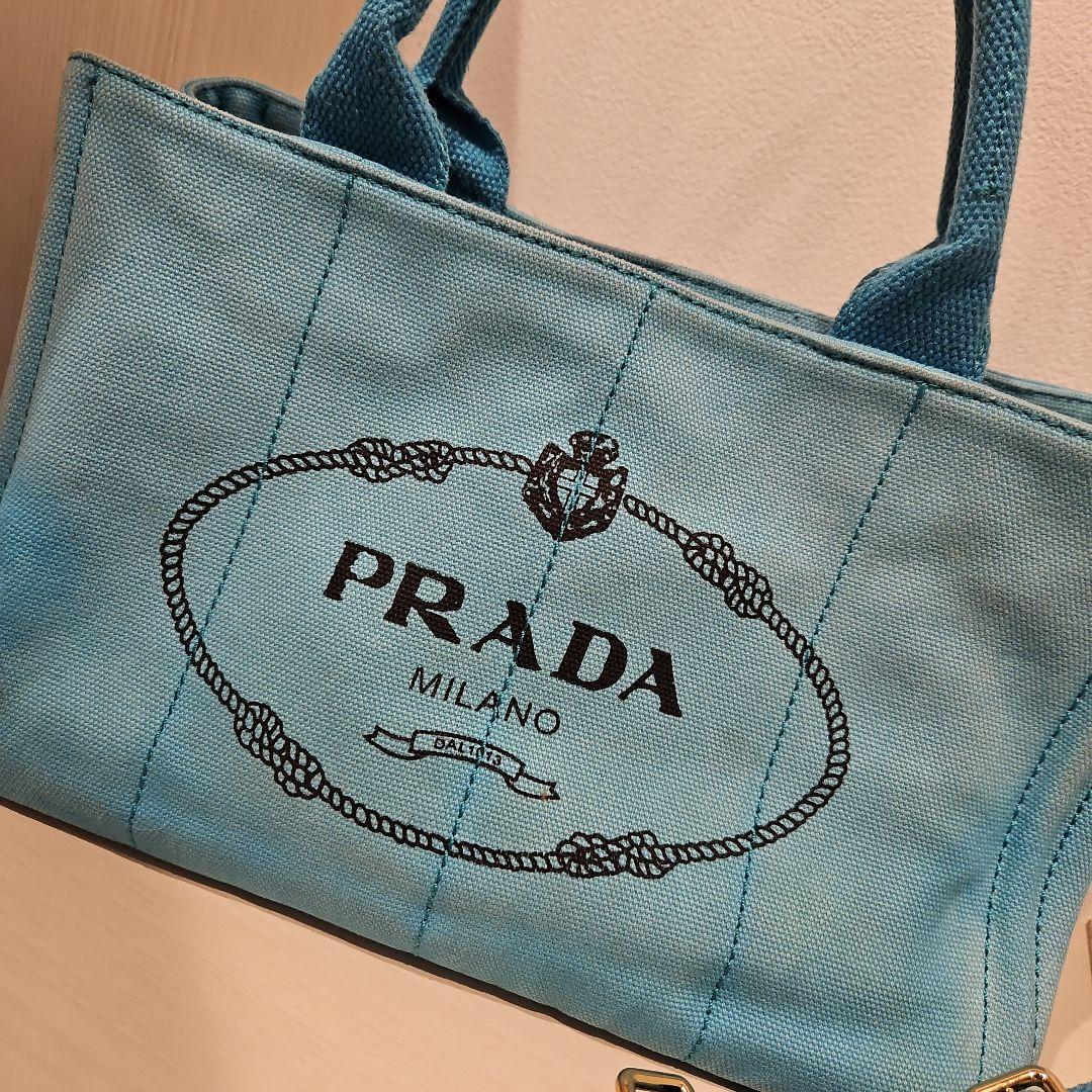 tomo です PRADA　カナパSサイズ ターコイズ