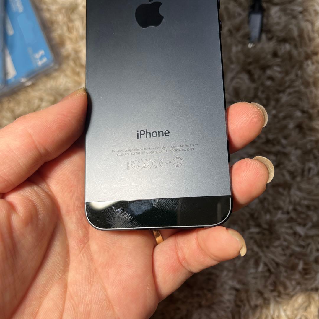 d*7様 『珍しい』Apple iPhone 5 64GB IOS 6.0