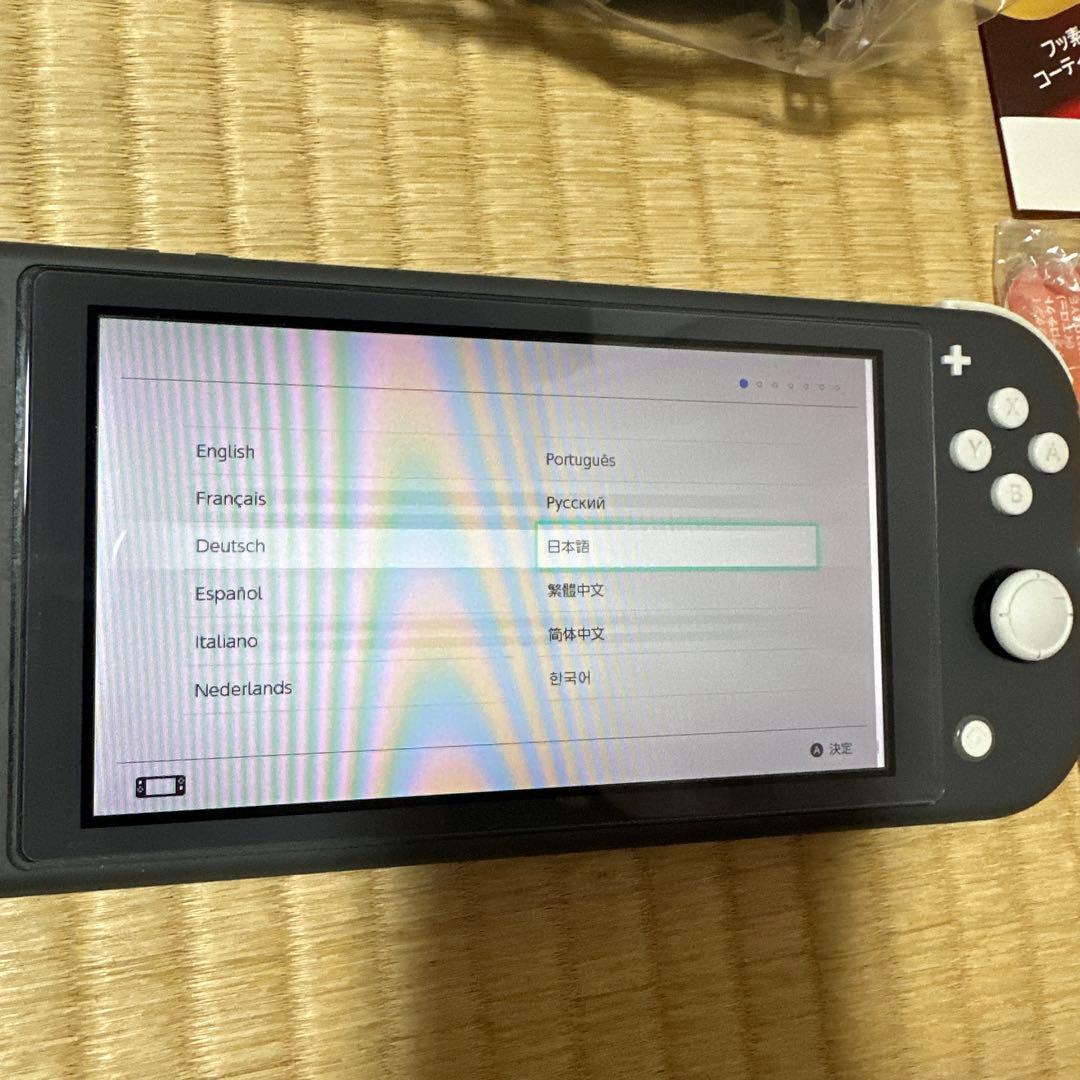 Nintendo　switchライト　箱付き　ジャンク品