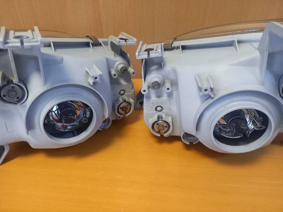 CR-Xデルソル用 イギリス(EC)仕様ガラスヘッドライト