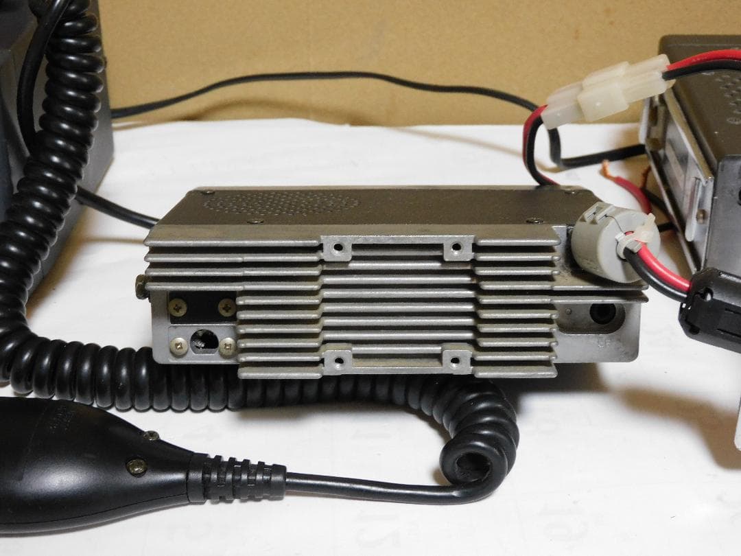 アマチュア無線機FT-690mkⅡ、50MHzオールモード、リニアとTSQL付き