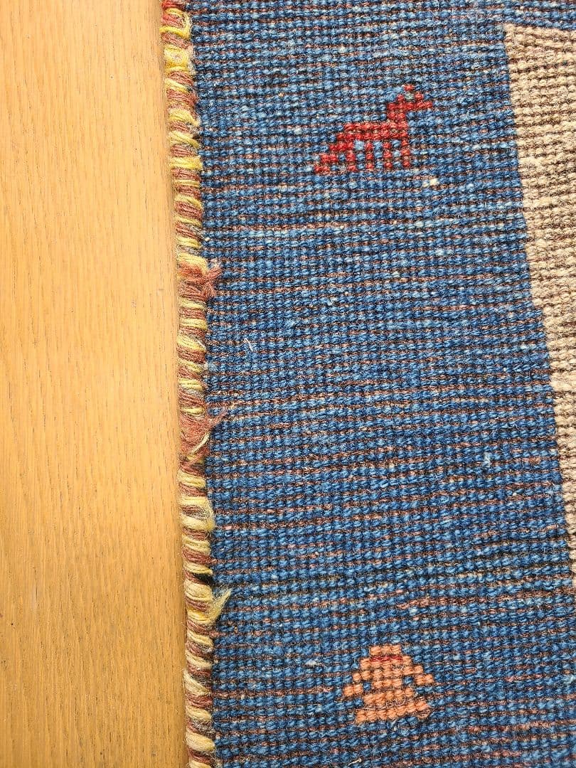 連休限定価格♪ギャッベ　手織り絨毯　民族模様　ラグ　約125×85㎝