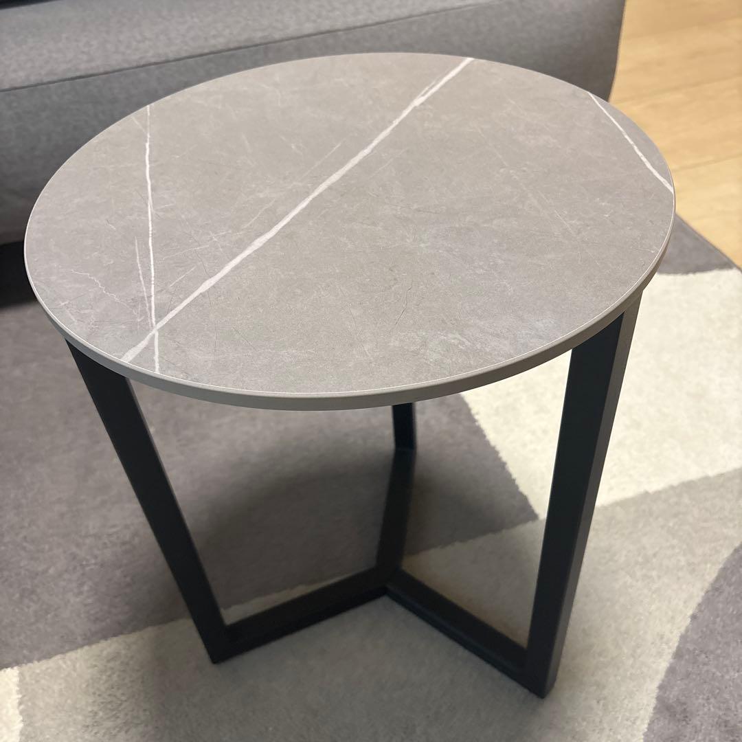 グレー 円形 人工大理石テーブル