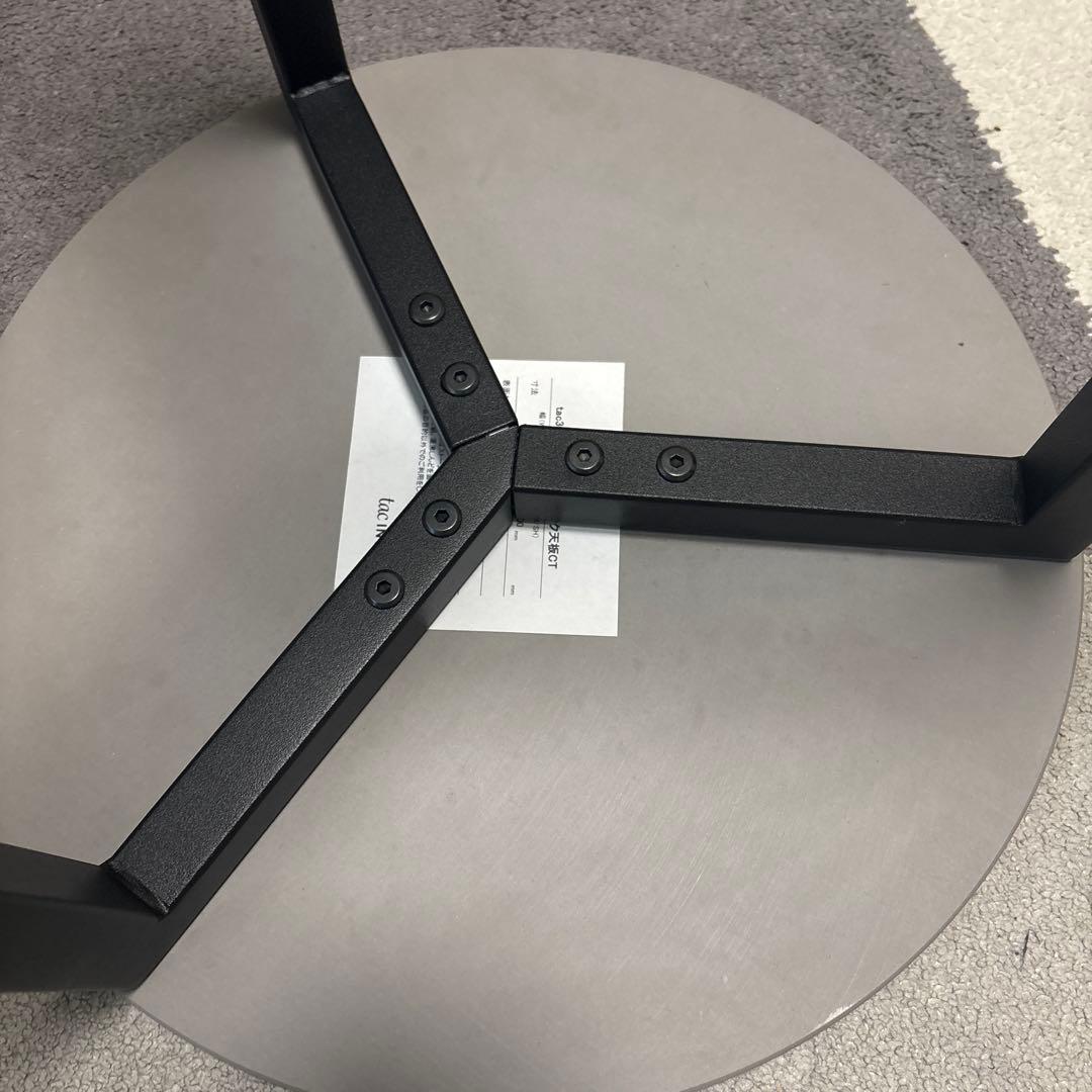 グレー 円形 人工大理石テーブル