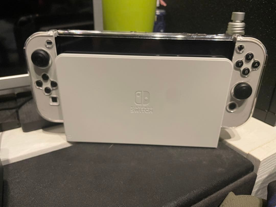 NINTENDO SWITCH 有機ELモデル　キャリーケース付