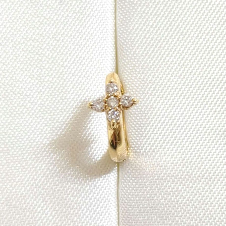 K18　D0.08ct　中折れ式　フープピアス　片耳　YG　クロス　花　小さめ