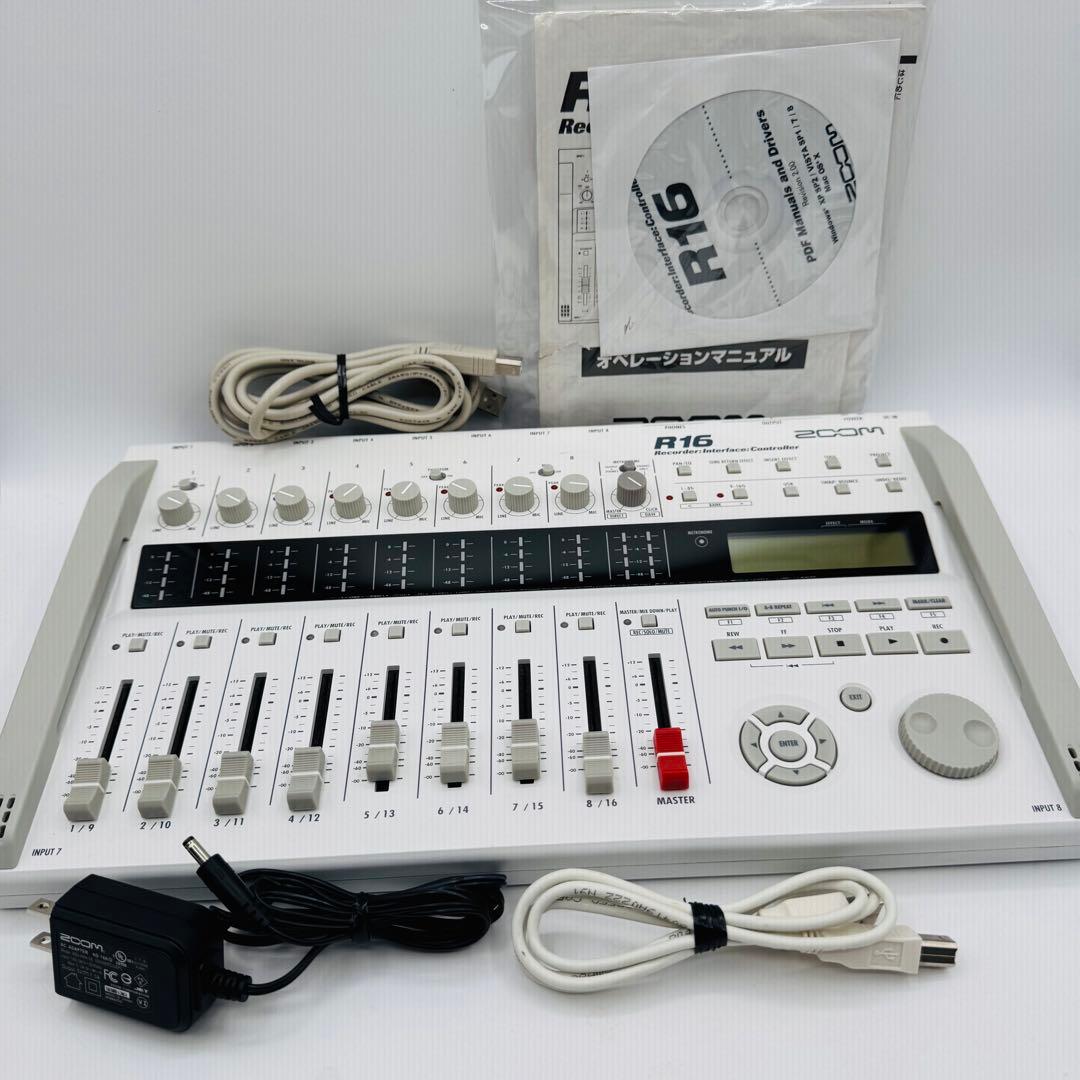 Zoom R16 マルチトラックレコーダー/オーディオインターフェース
