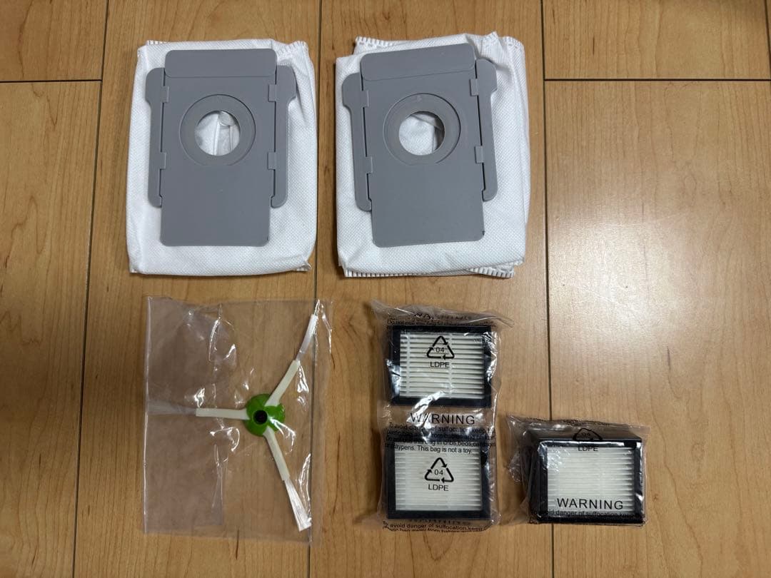 iRobot ルンバ i3+ I355060 自動ゴミ収集機　消耗品付き