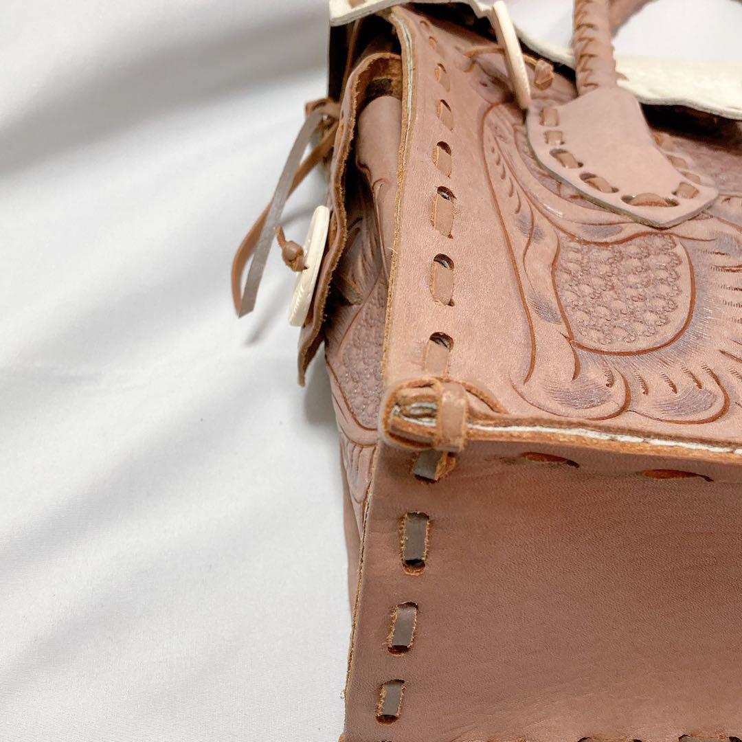 【美品】グレースコンチネンタル カービングトライブス Maestra ハラコ調