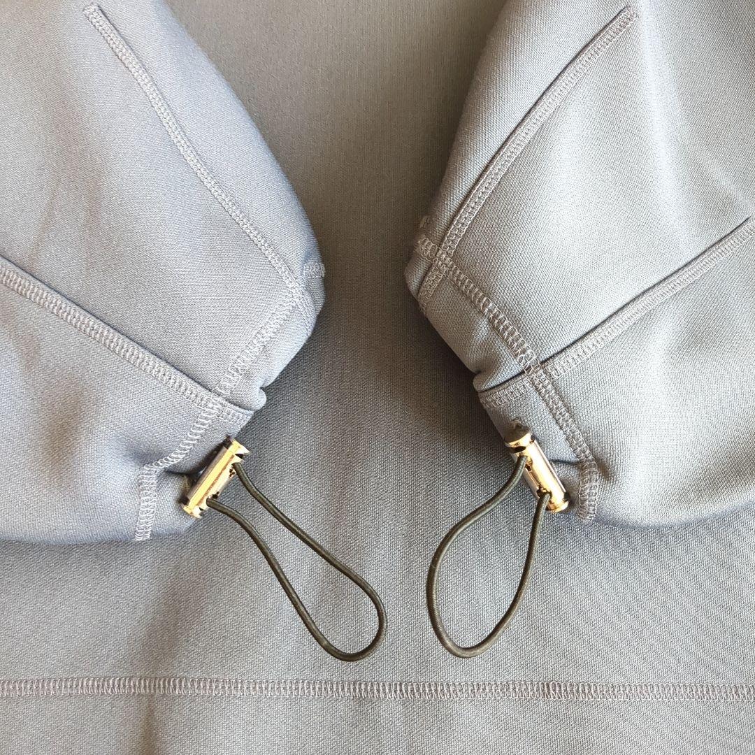 近年✨️Ujoh ウジョー バックジップ プルオーバー バルーンスリーブ 日本製