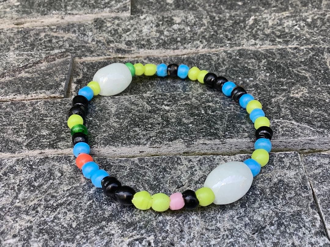 蔵出‼️ガラス玉　日本製超アンティークとんぼ&糸魚川翡翠樽型ブレスレット小物パーツ