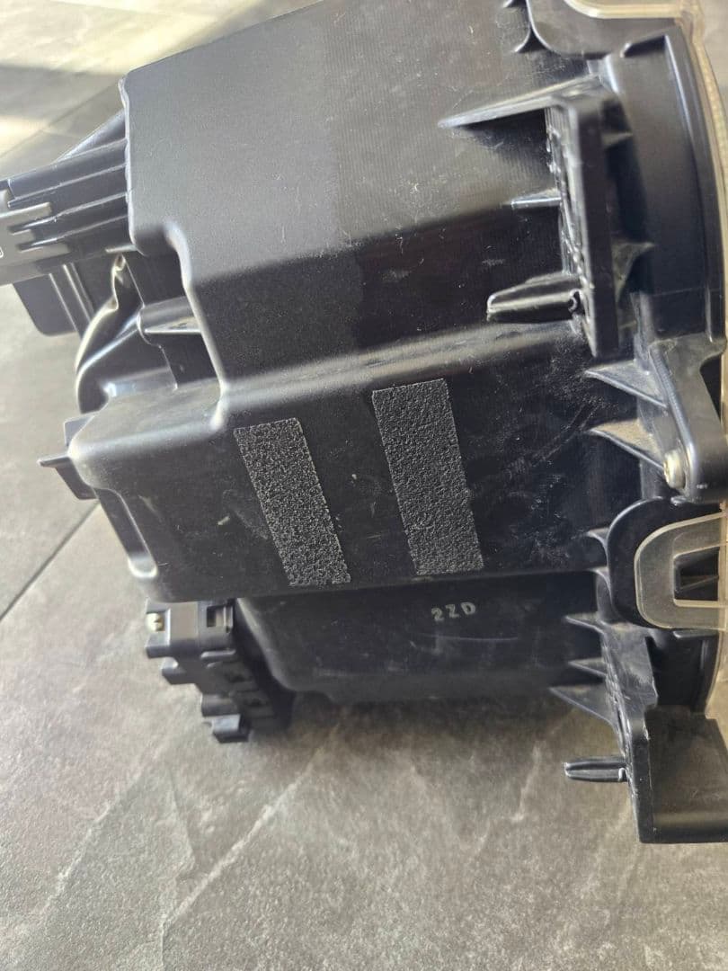 JW64W　スズキ　ジムニー　ヘッドライト