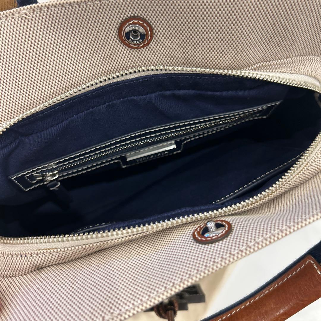 美品　トリバーチバッグ