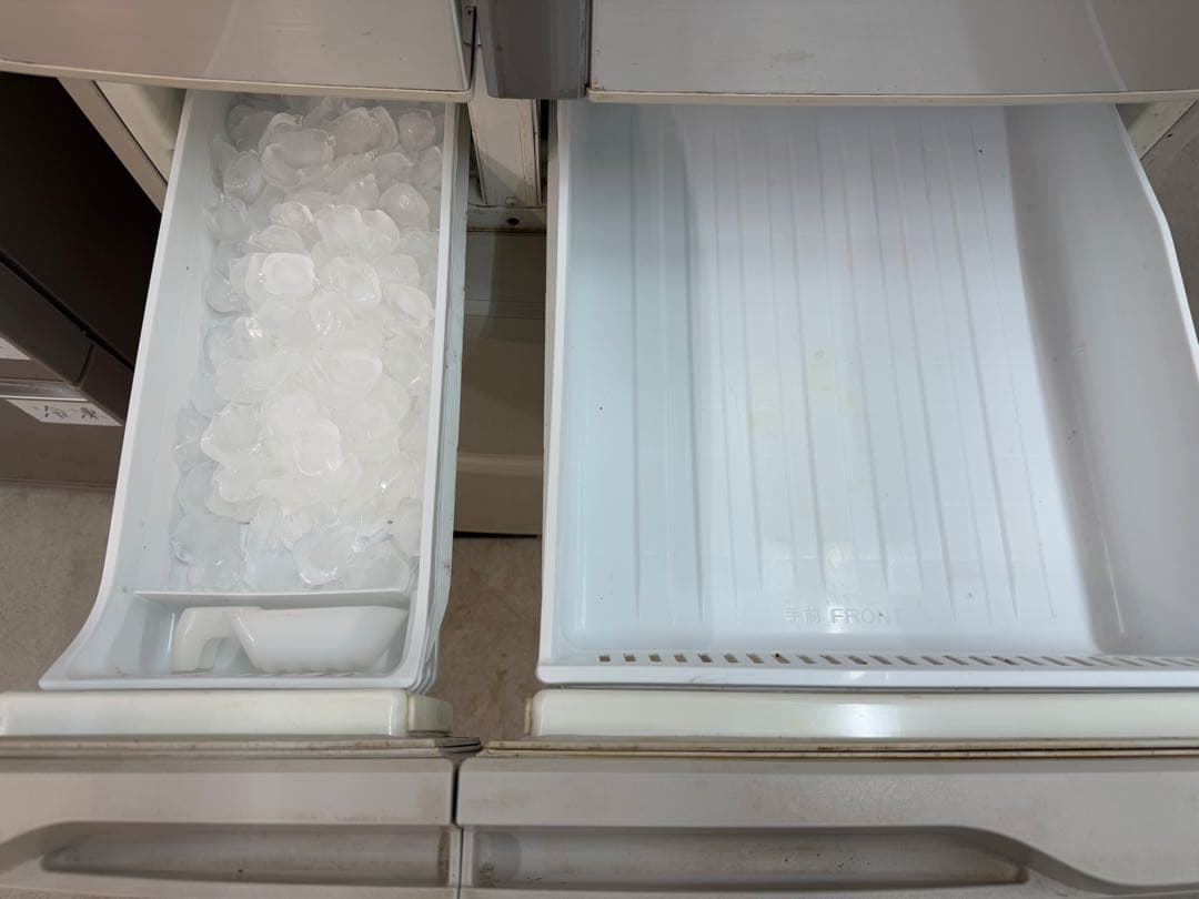 2013年式 552L Panasonic 冷蔵庫 NR-FTF557-N