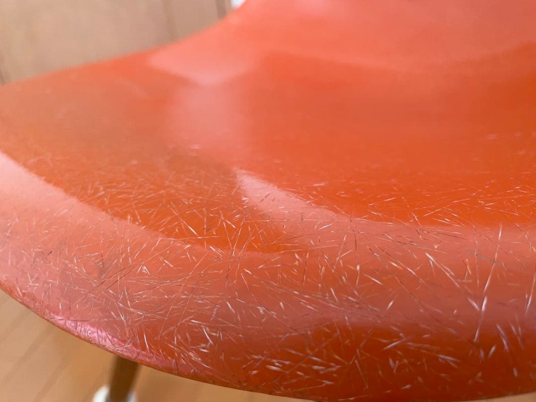 イームズ　イス　オレンジ　脚無し