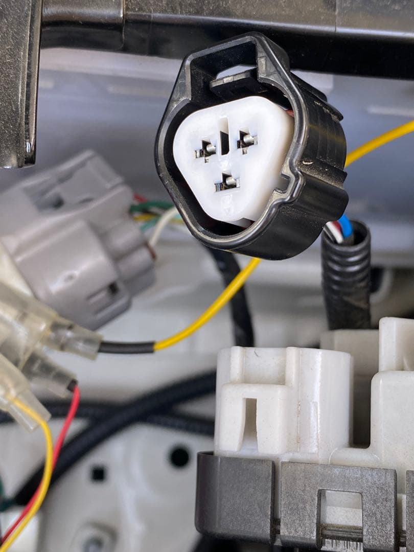 【専用解除】デリカ D5 上グリル用 グリルマーカー　ACC分岐ハーネス