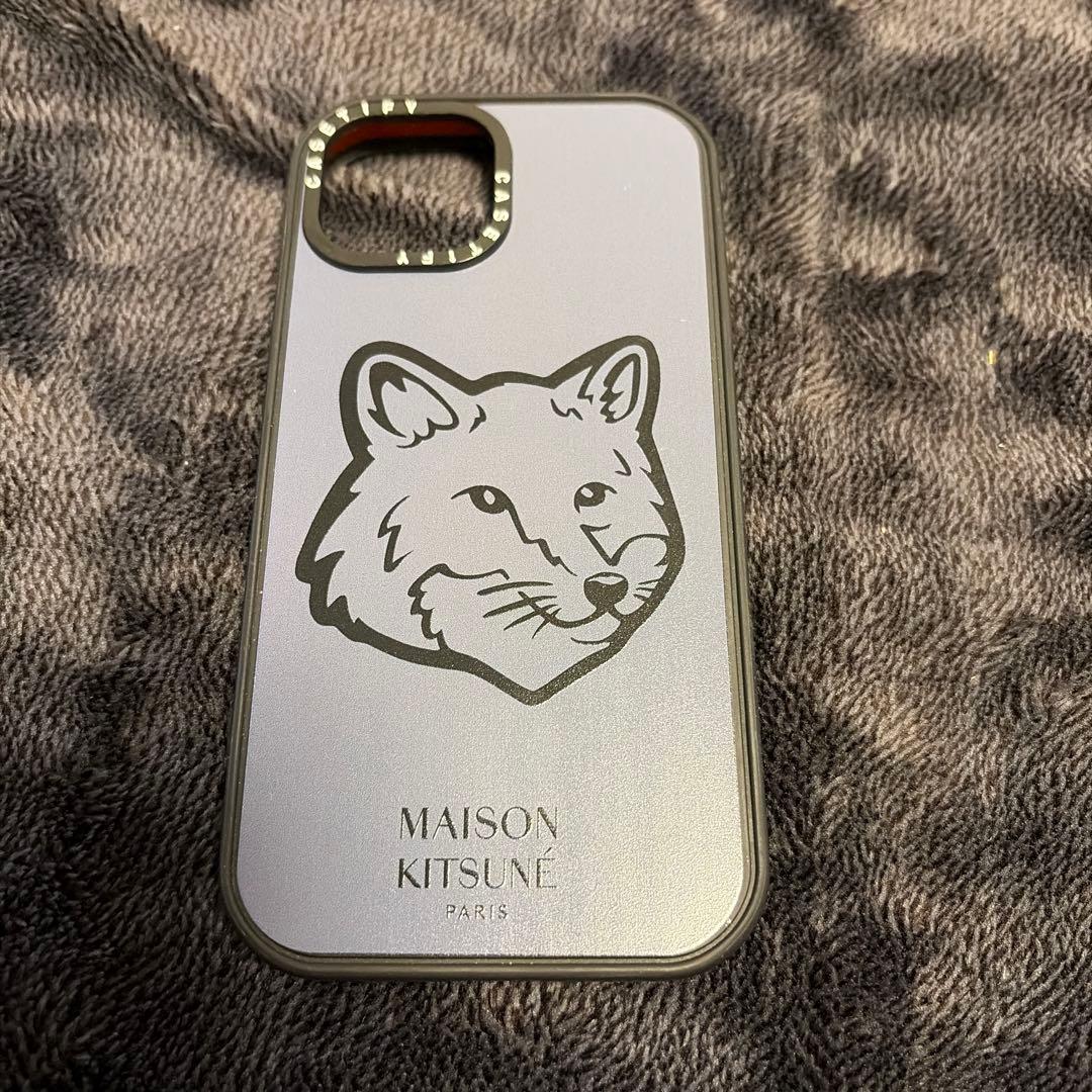 iPhone 15 256GB ブラック SIMフリー ケース付