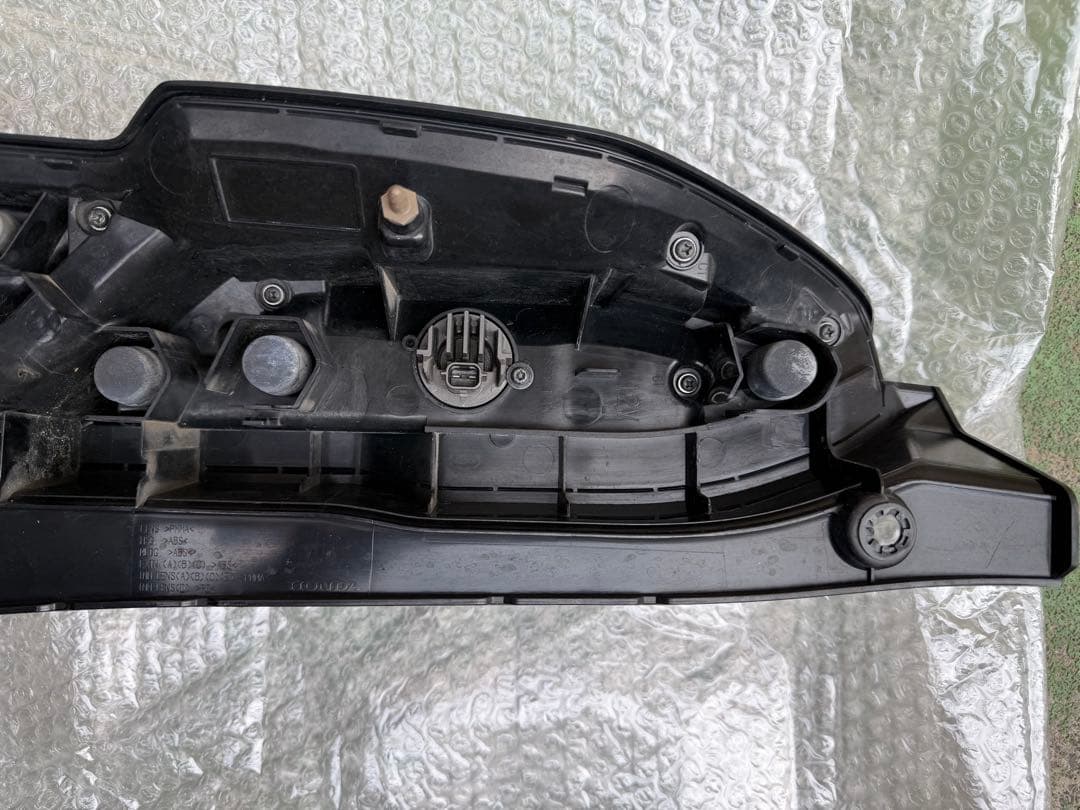 NBOX テールランプ 右　JF3