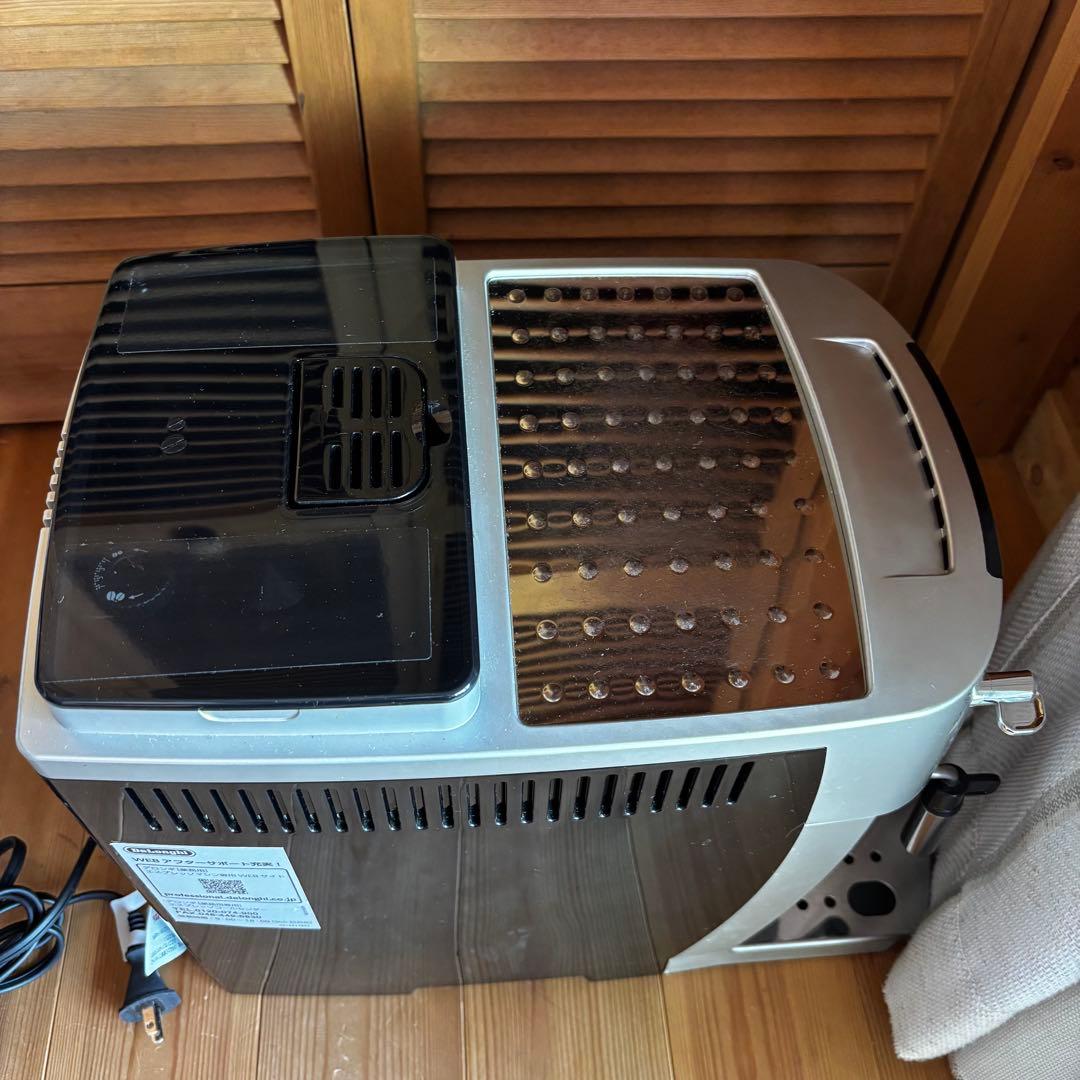 デロンギ　マグニフィカS 業務用モデル ECAM22110SBH